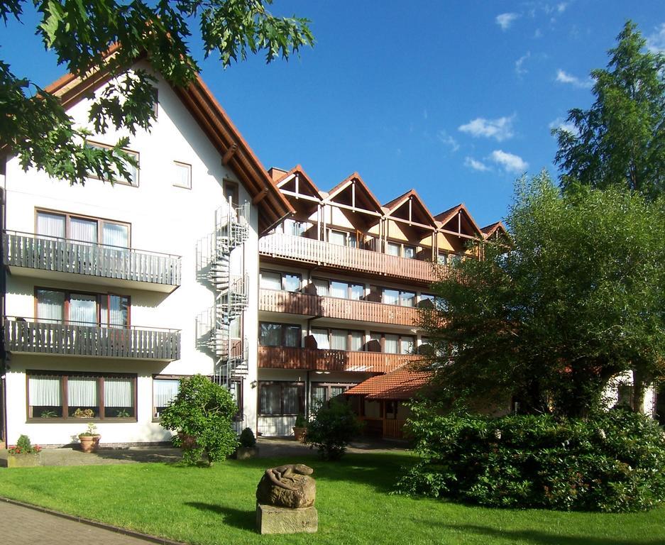 Parkhotel Zum Stern Oberaula Esterno foto