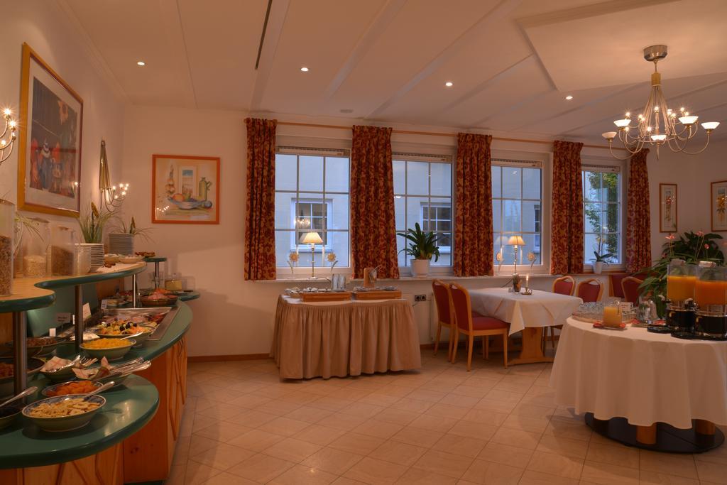 Parkhotel Zum Stern Oberaula Esterno foto