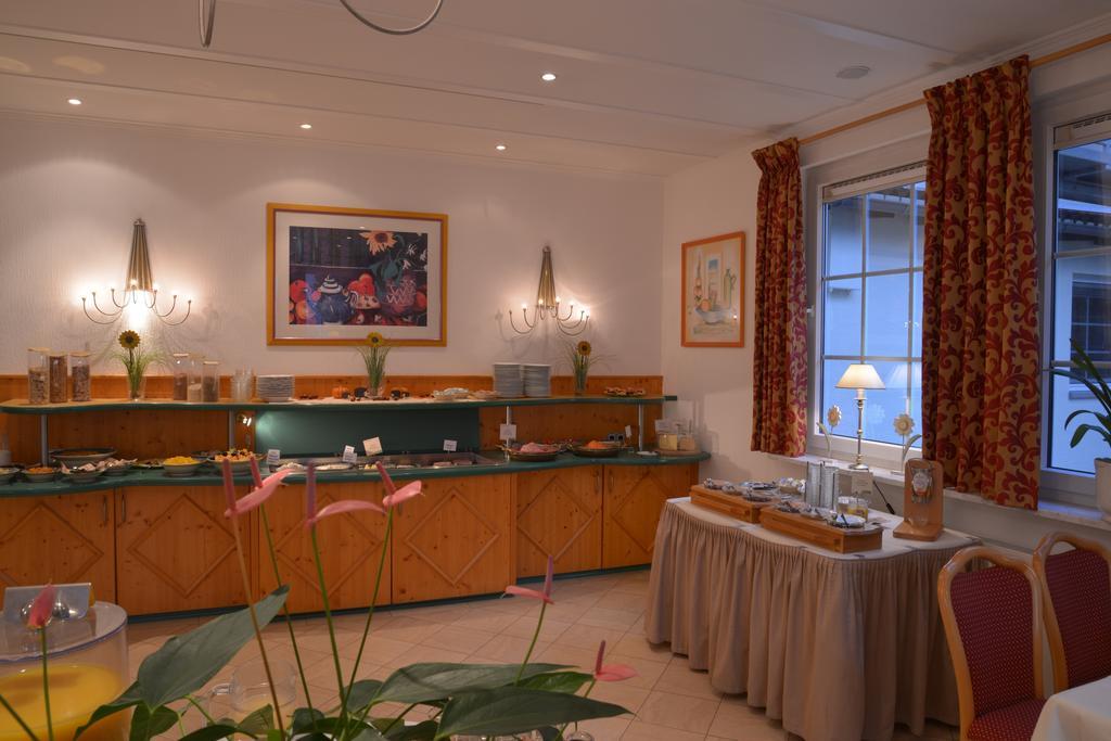 Parkhotel Zum Stern Oberaula Esterno foto